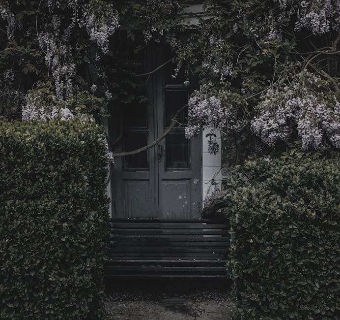 Intercepted Signs in Astrology: Hidden Signs in Your Chart